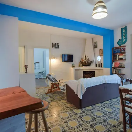2 Bedroom Cozy In