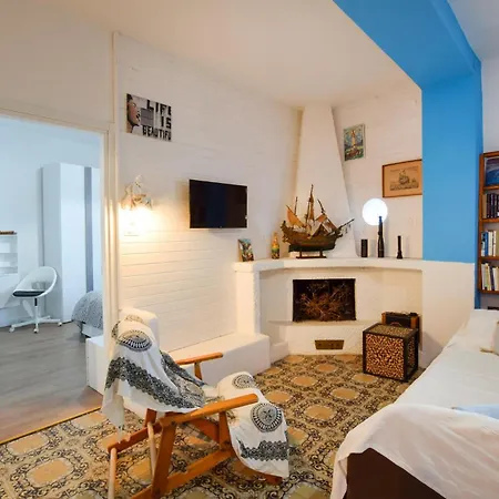2 Bedroom Cozy In * Stalettì
