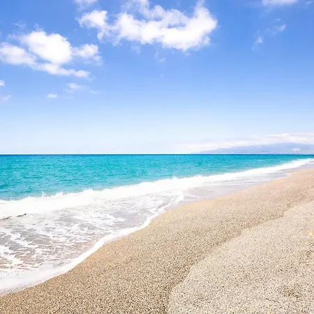 2 Bedroom Cozy In * Stalettì