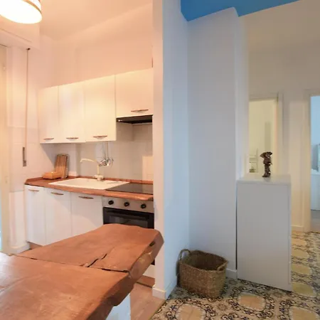 2 Bedroom Cozy In * Stalettì